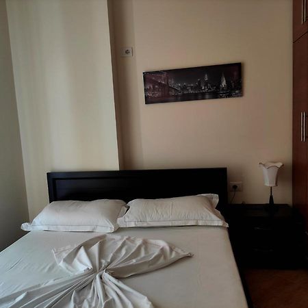 Apartment Angel Sarandë エクステリア 写真